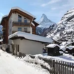 Szálloda Capricorn Zermatt