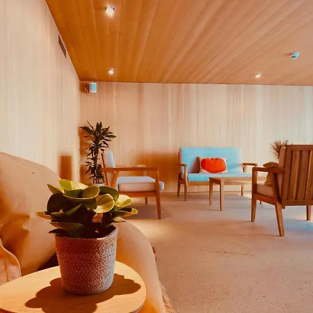 Ξενοδοχείο Capricorn 3*